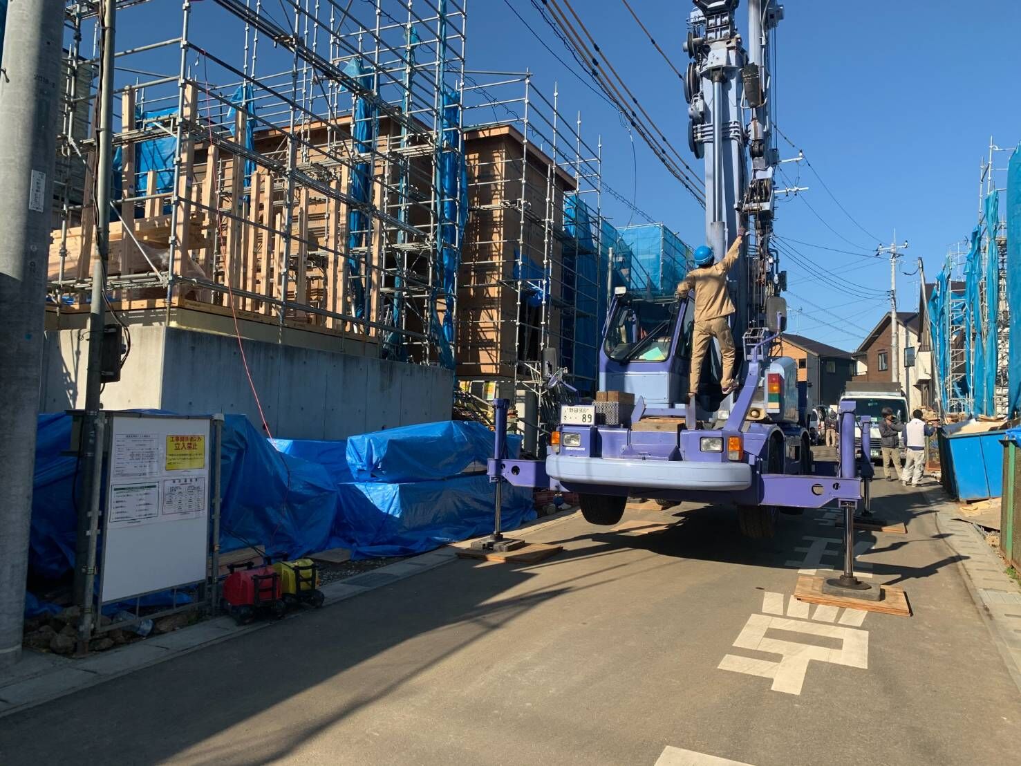 272C854A-06DB-4992-866E-66F0EFF77F8E